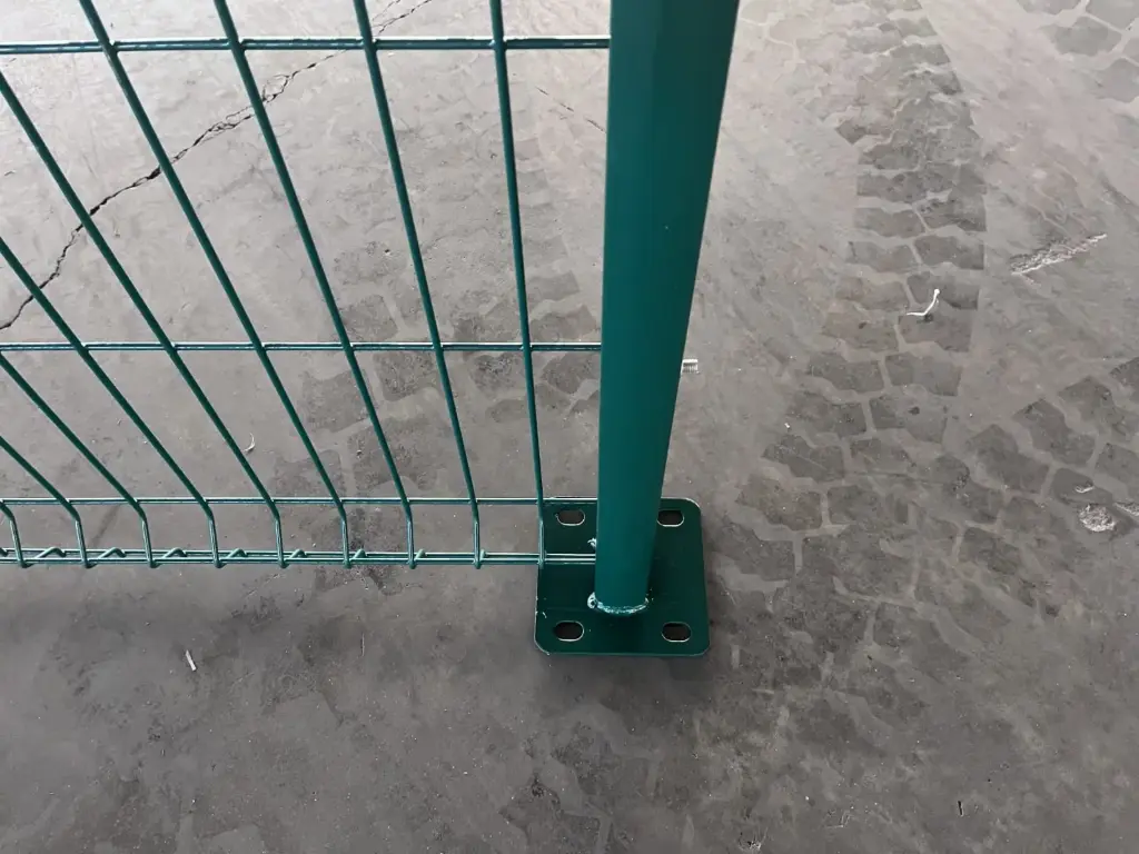 I - Post with Base (H1.0m)